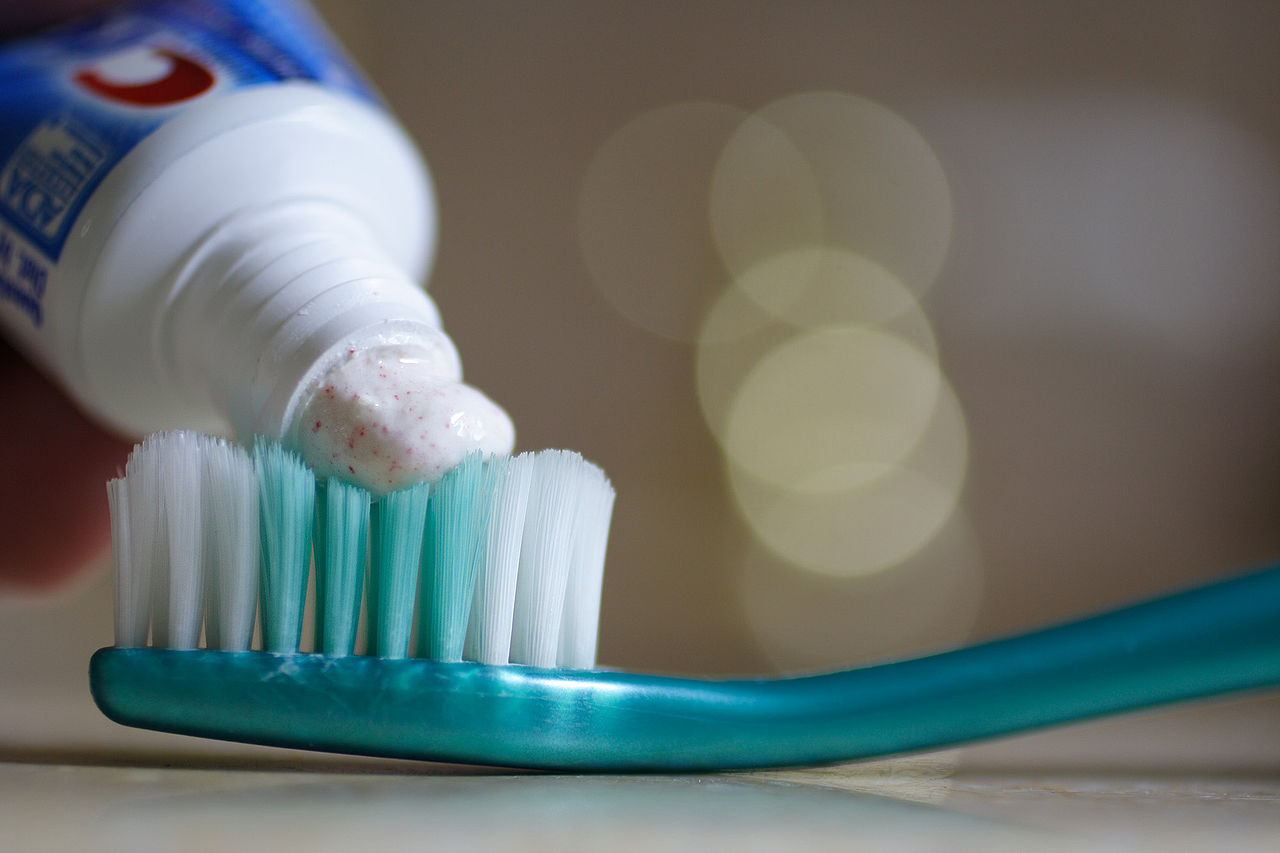 toothpaste-microbeads